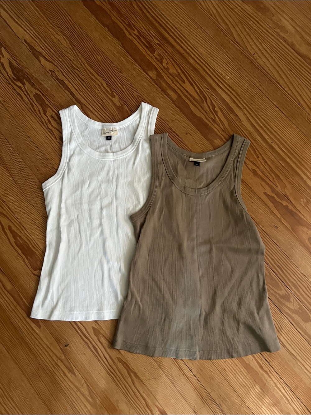 Universal Thread White Ribbed Tank Top